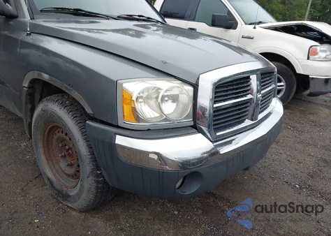 2005 Dodge Dakota Slt from USA, damaged, VIN 1D7HW48K05S153798